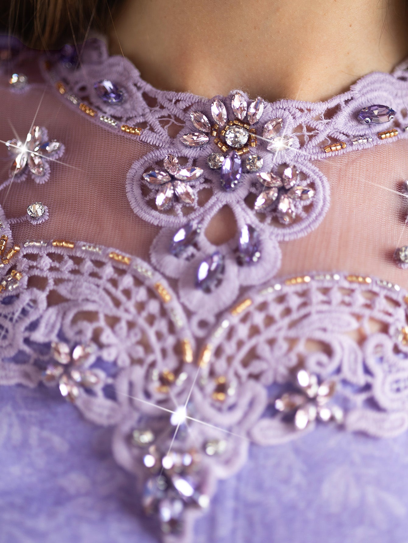 15008 Lavender purple spliced neckline lace embroidered glass diamond printed robe
