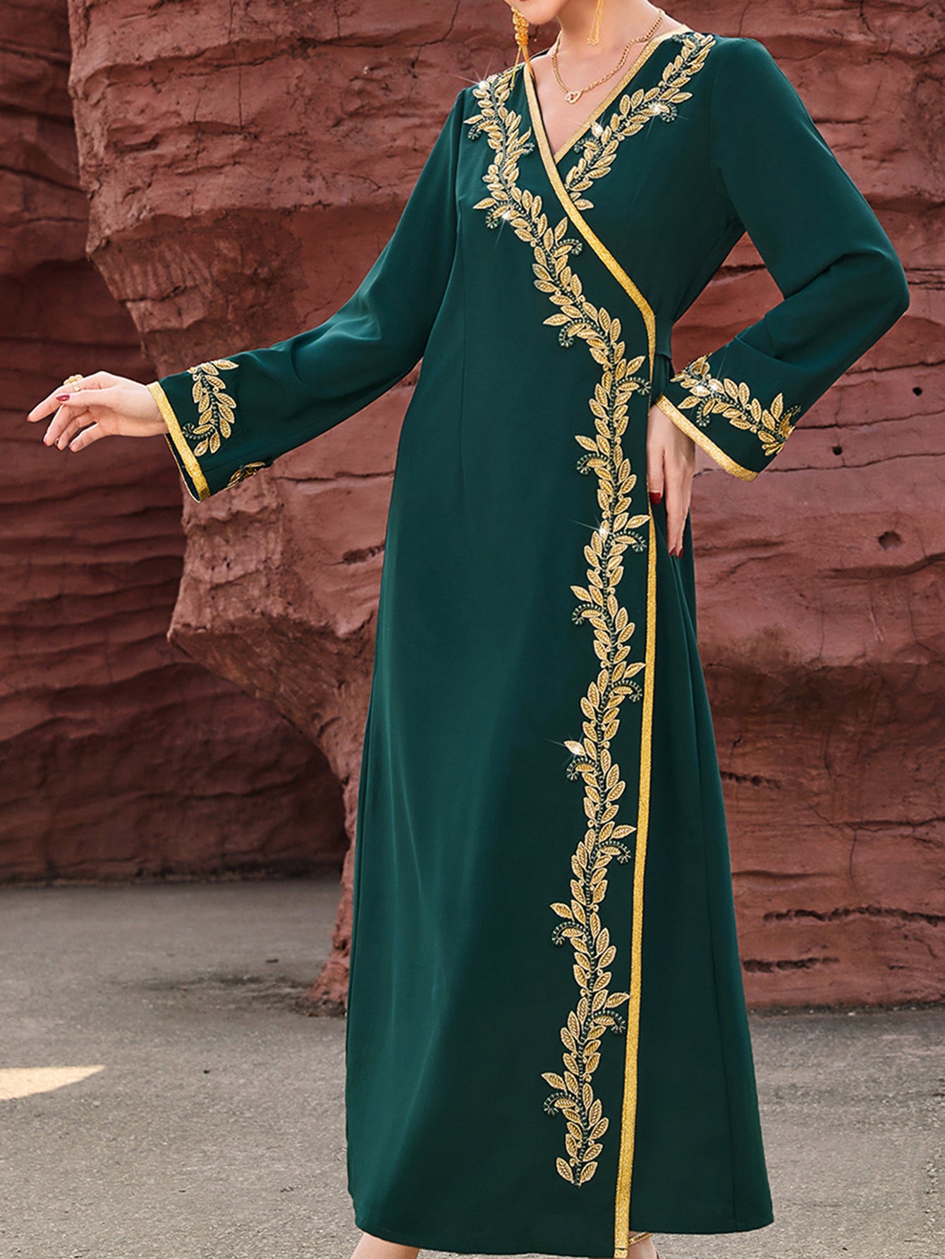 4111 Hand-Swen Bead Embellshments Rhinestone Long V Nekk V Abaya,  Elegant Rmantic Glamorous Vacation Fantasy Long Sleeve