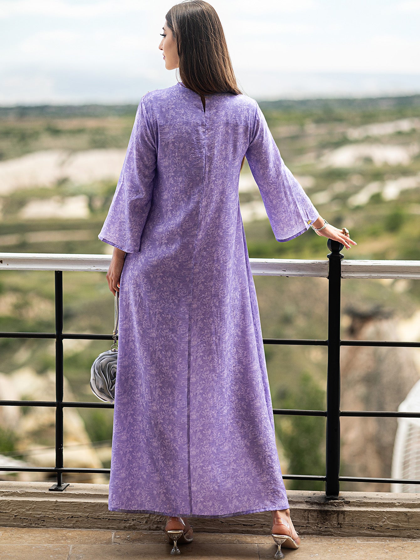 15008 Lavender purple spliced neckline lace embroidered glass diamond printed robe
