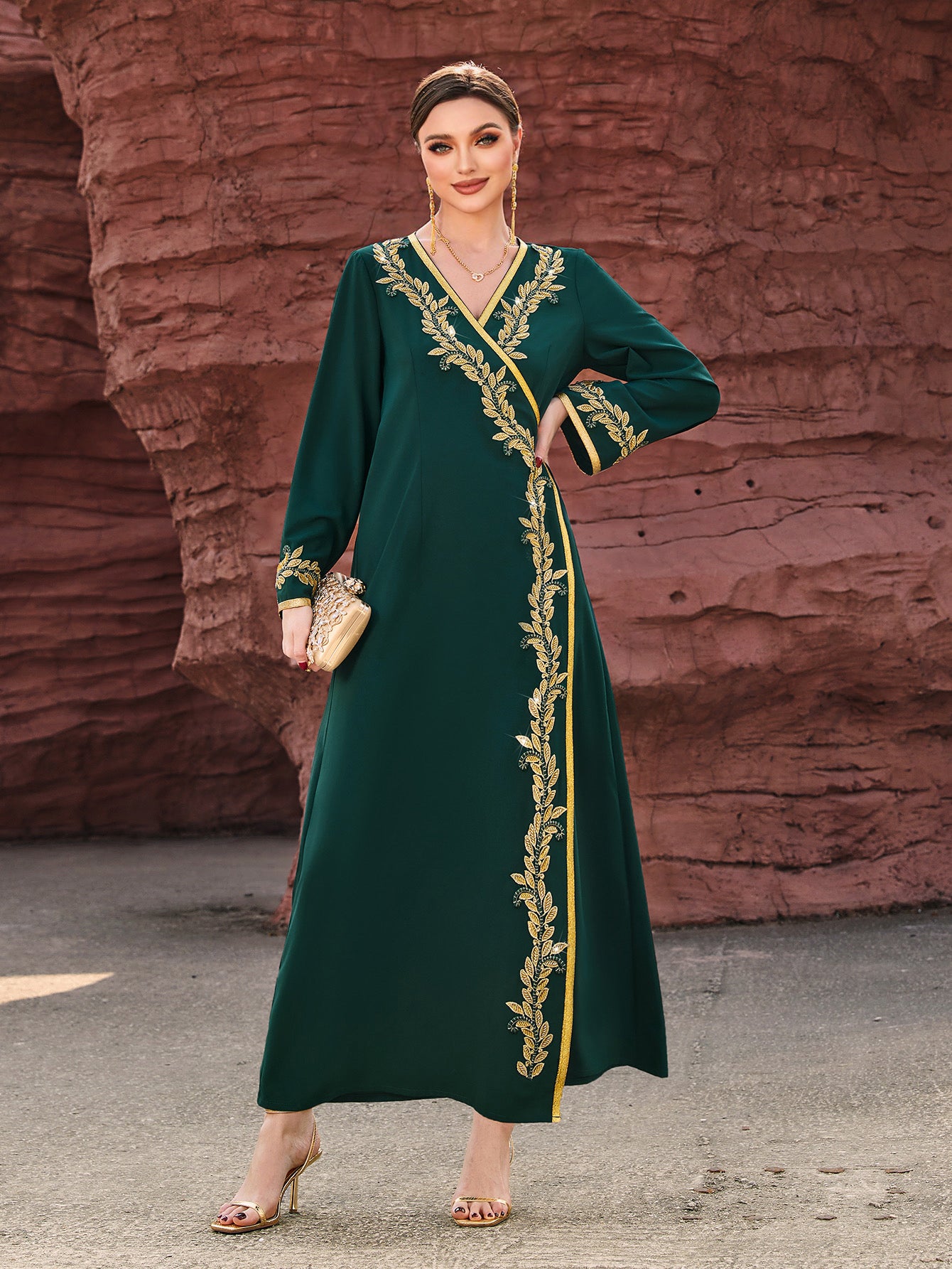 4111 Hand-Swen Bead Embellshments Rhinestone Long V Nekk V Abaya,  Elegant Rmantic Glamorous Vacation Fantasy Long Sleeve