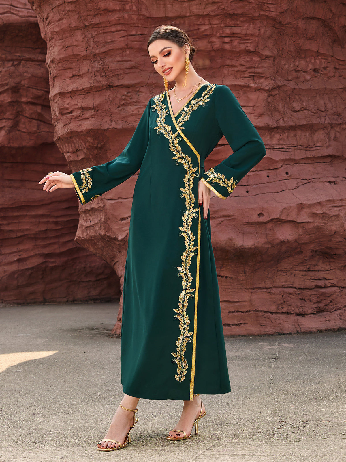 4111 Hand-Swen Bead Embellshments Rhinestone Long V Nekk V Abaya,  Elegant Rmantic Glamorous Vacation Fantasy Long Sleeve