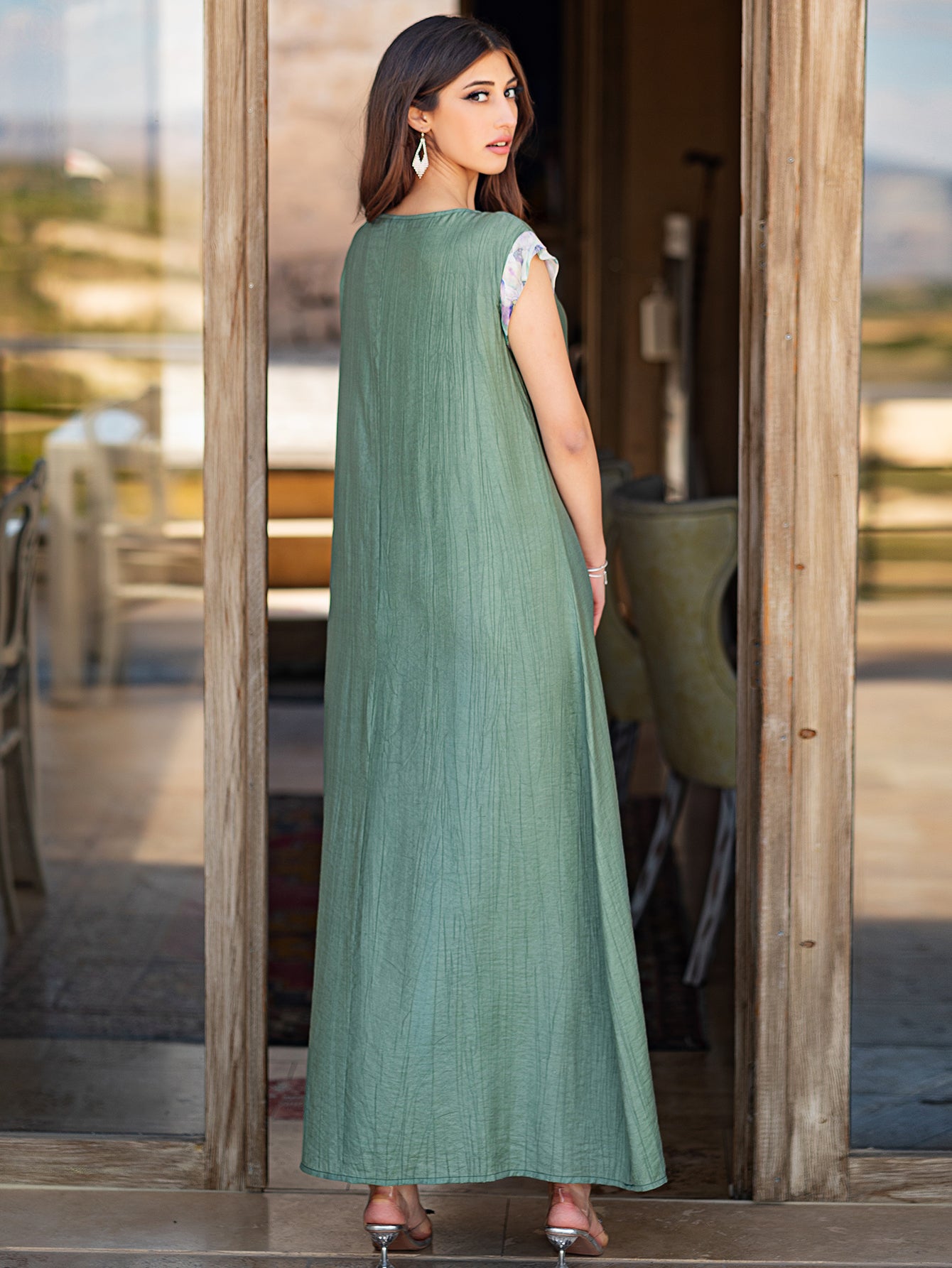 15044 Daily Versatile Abaya Two-Piece Set | Green Dress & Floral Outer Cape, Beads Help Effortlessly Master Multiple Occasions