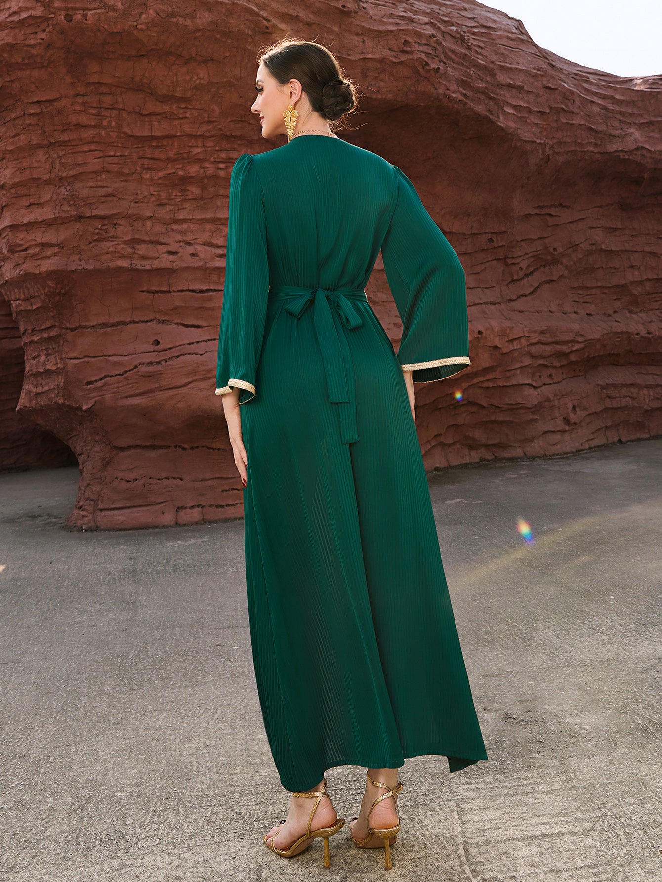 4088 Middle Eastern Style Green Beige Colorblock Gold Embroidered Long Sleeve Belted Maxi Dress - Elegant Contrast Decorated Gown