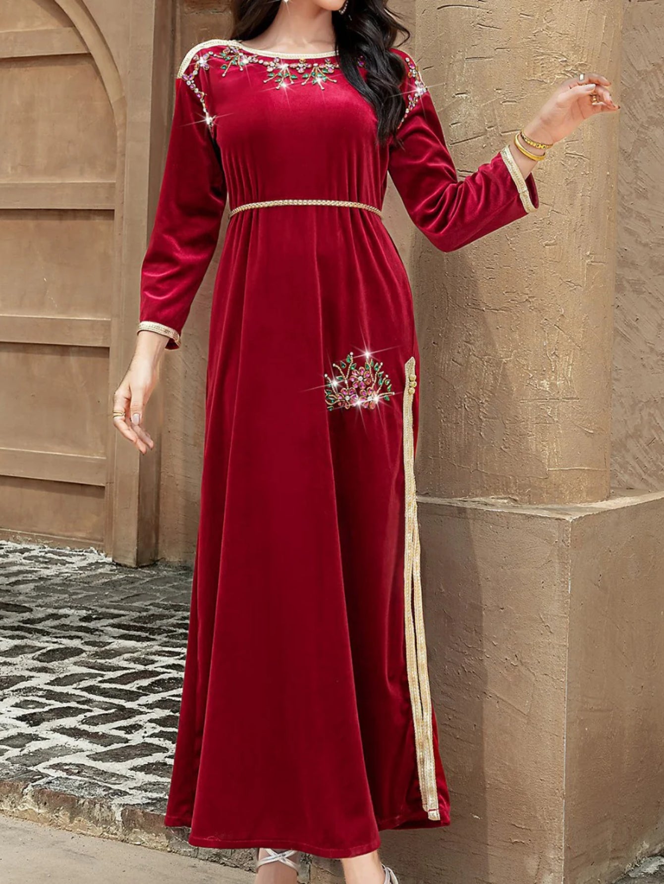 15164 burgundy velvet hand-sewn rhinestones and gold webbing dress long dress toasting dress