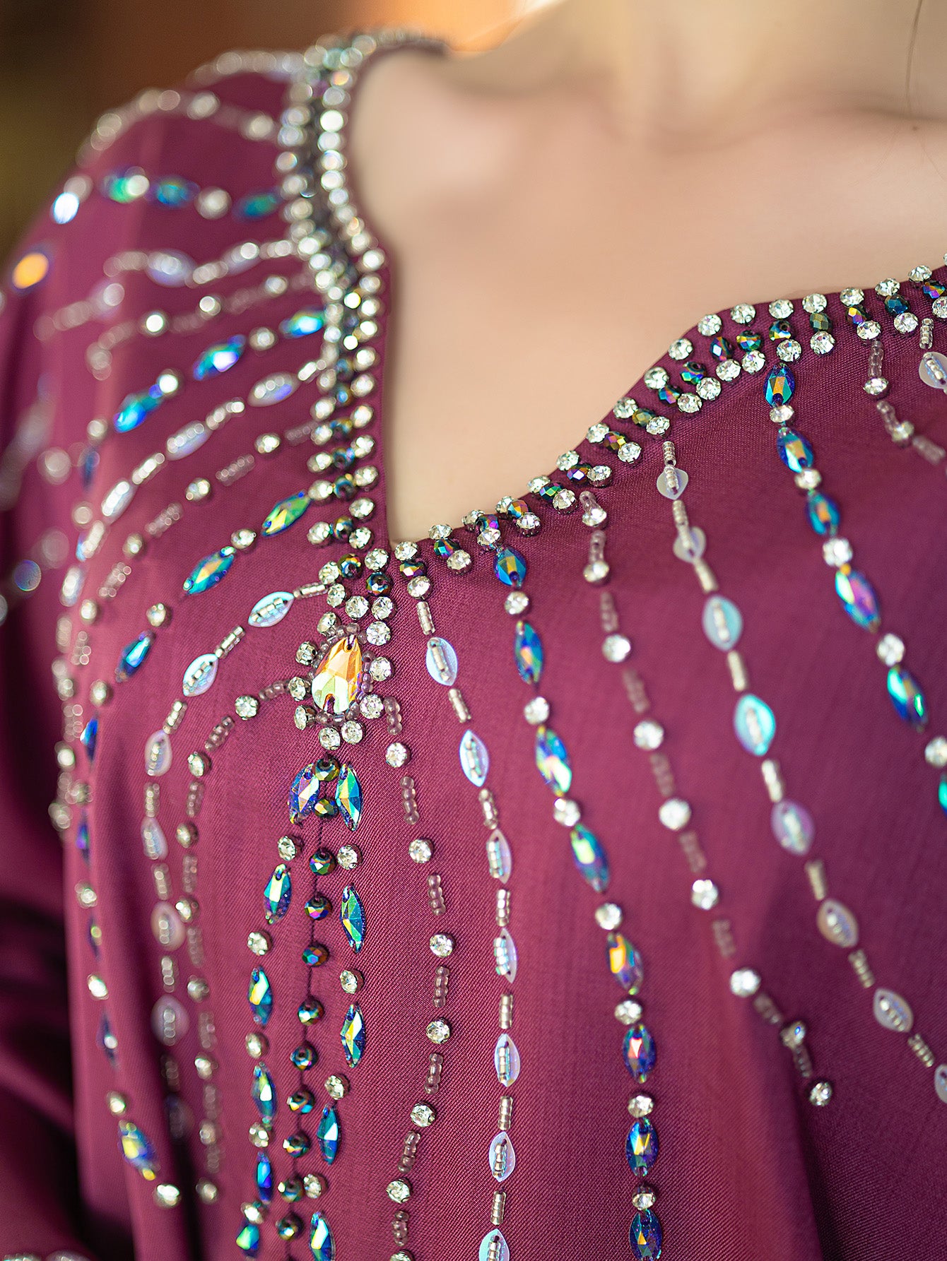 15149 Vintage-Inspired  Abaya Dress – Modern Tailoring Meets Bead Elements, Maximizing Fashion Appeal
