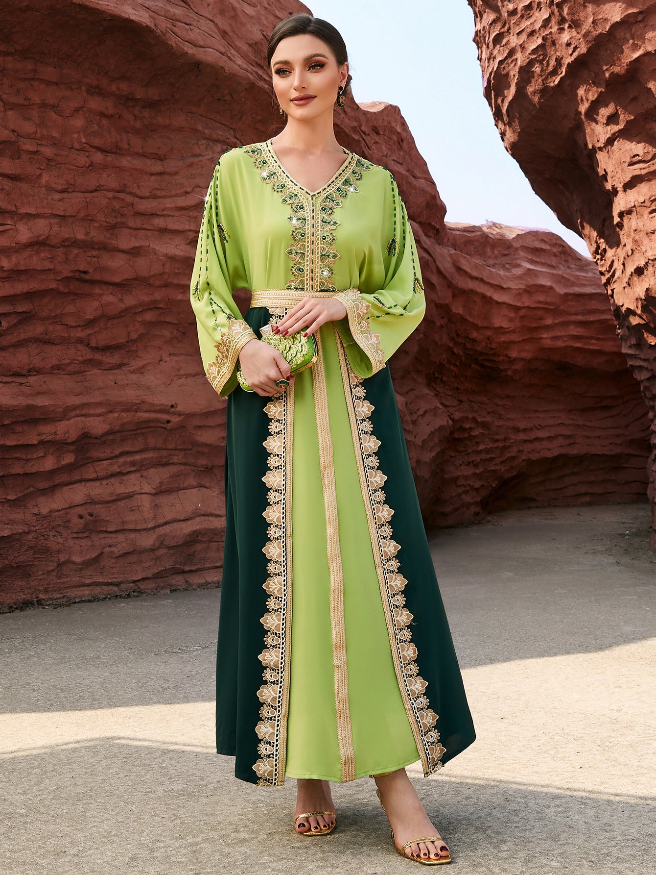 4099 Middle Eastern Style Green Dark Green Colorblock Gold Embroidered Belted Long Sleeve Maxi Dress - Elegant Contrast Decorated Gown