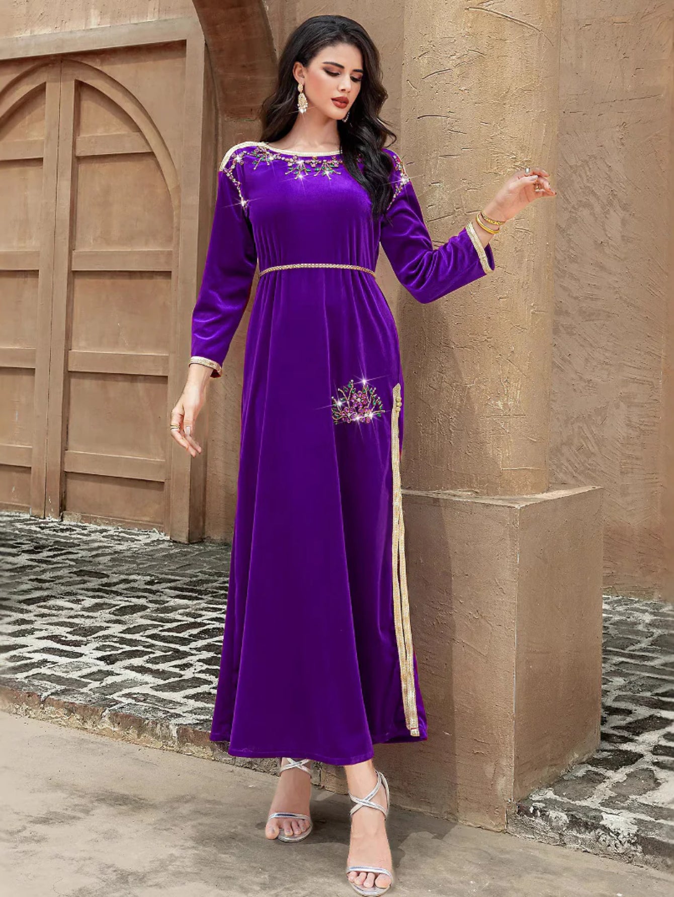 15164 Purple velvet hand-sewn rhinestones and gold webbing dress long dress toasting dress