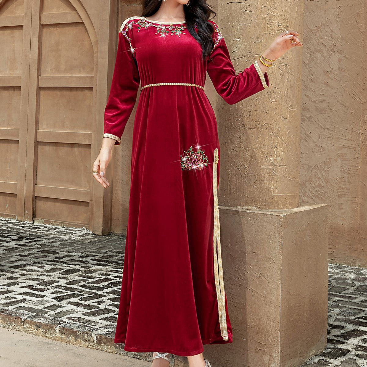 15164 burgundy velvet hand-sewn rhinestones and gold webbing dress long dress toasting dress