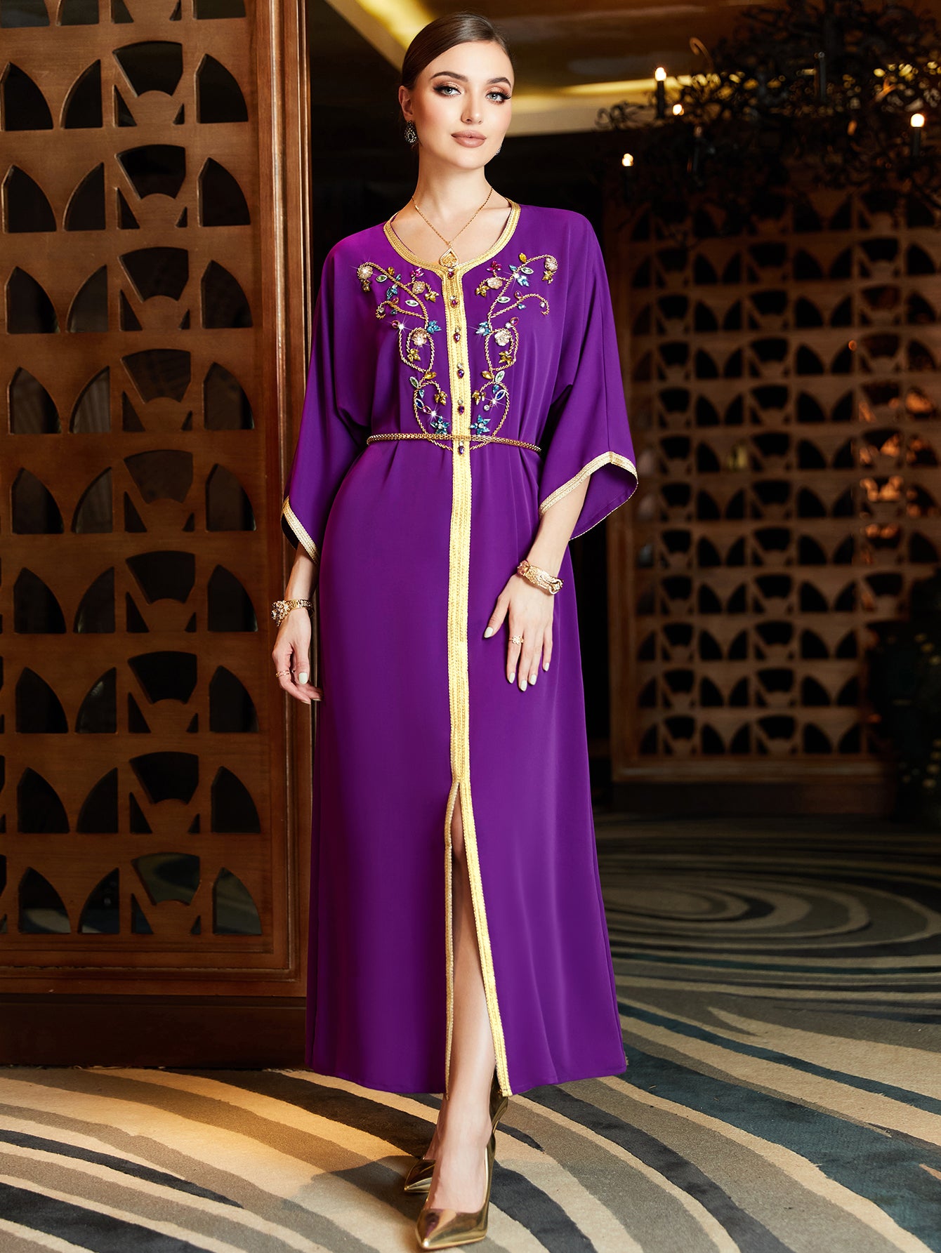 3004 Luxurious Dress in Middle Eastern Style adorned with Ribbon Embroidery and Shimmering Rhinestones
