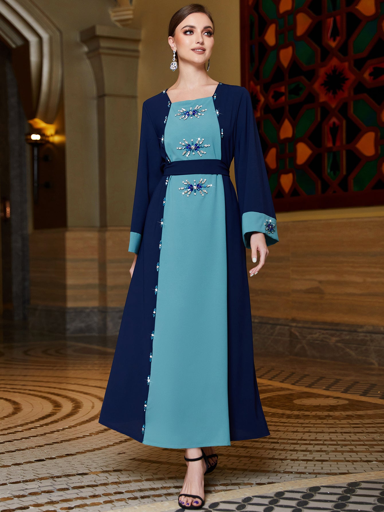 3051 contrasting color splicing! Middlewind horn sleeve diamond-encrusted long slim-fit dress