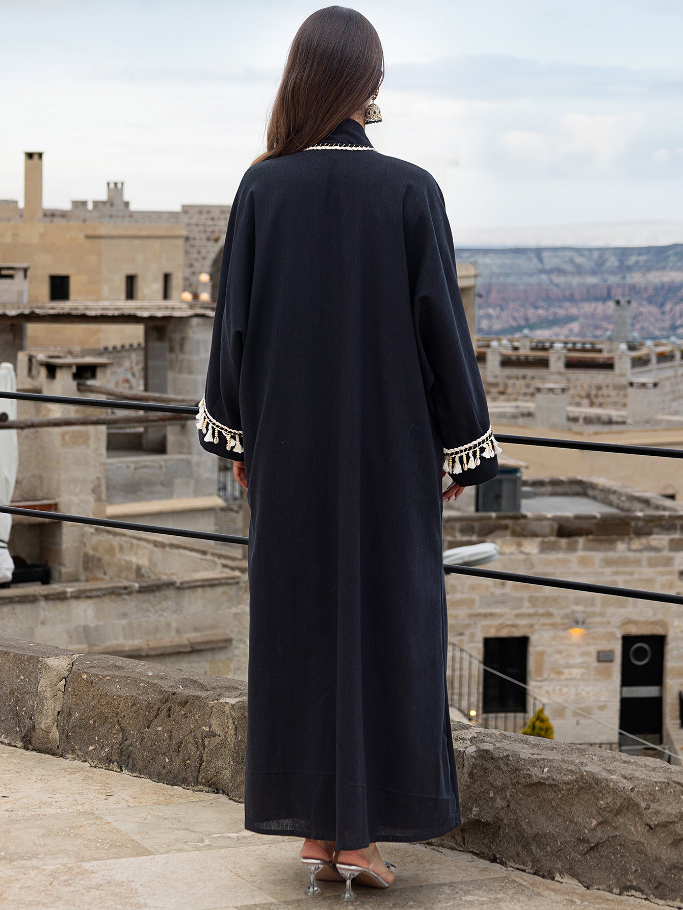 5062 Ya black Ramadan loose robe beaded with tassels embellished with a single piece