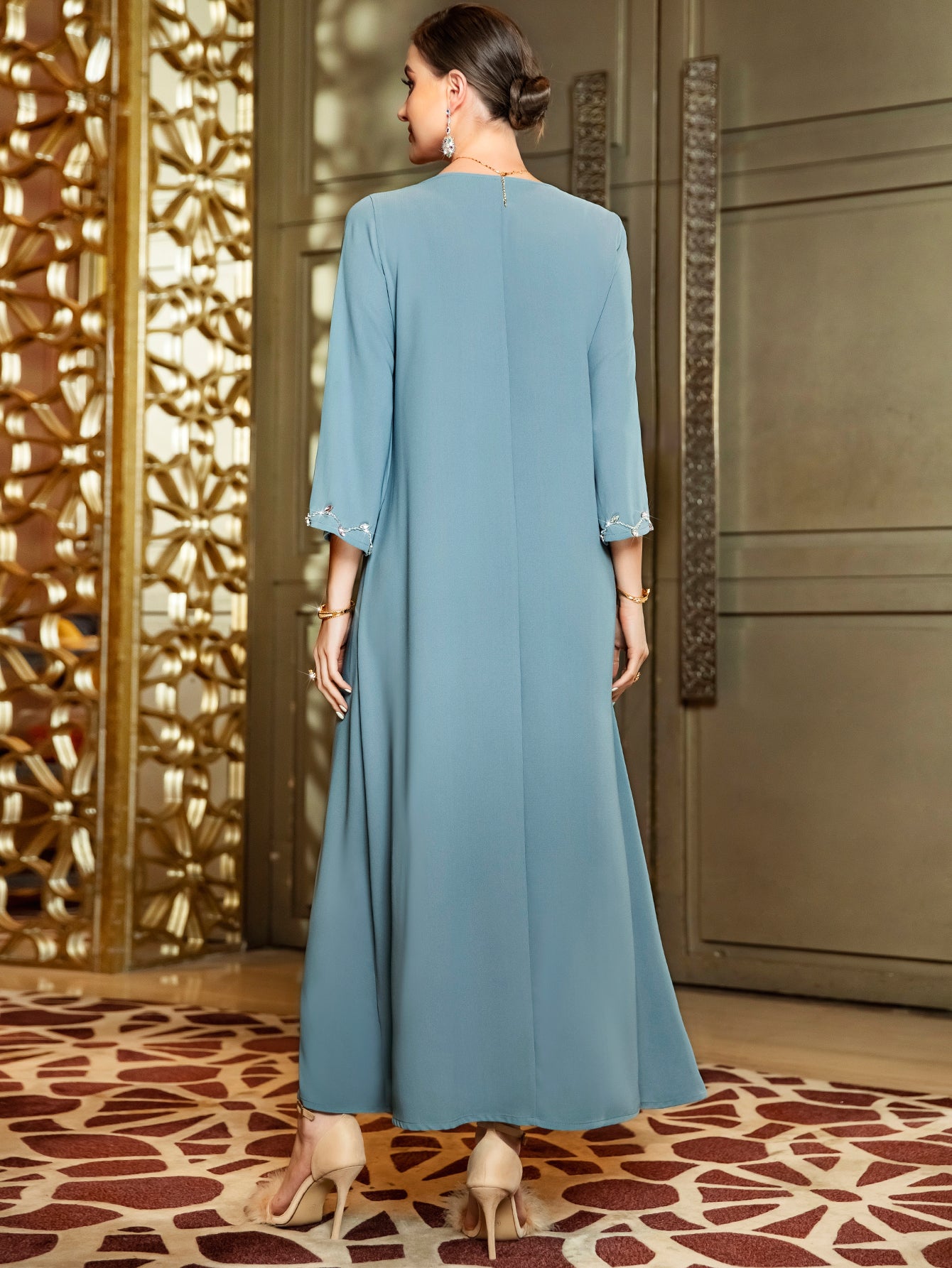 3033 Elegant embroidered diamond-set, light blue mid-eastern wind loose robe dress