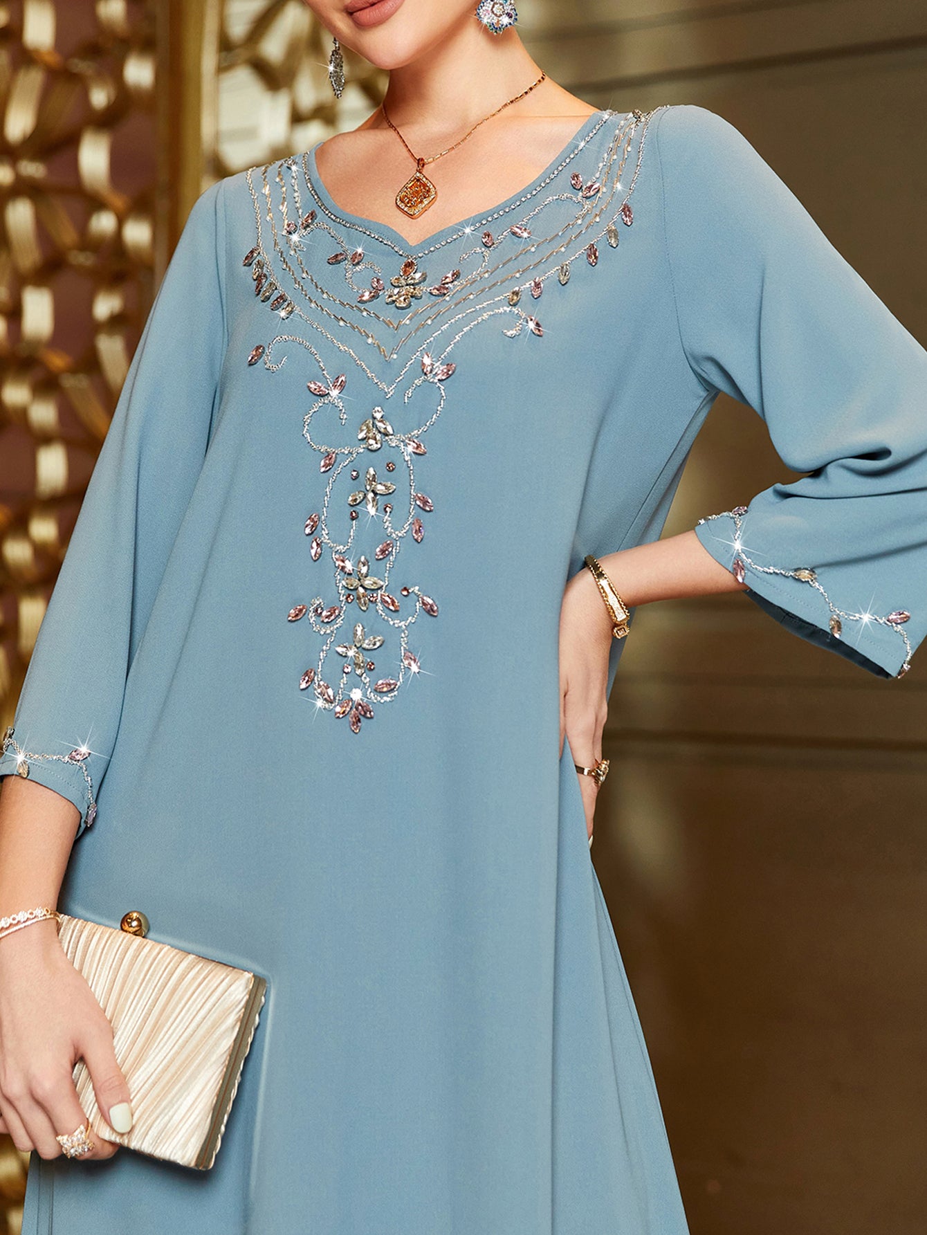 3033 Elegant embroidered diamond-set, light blue mid-eastern wind loose robe dress