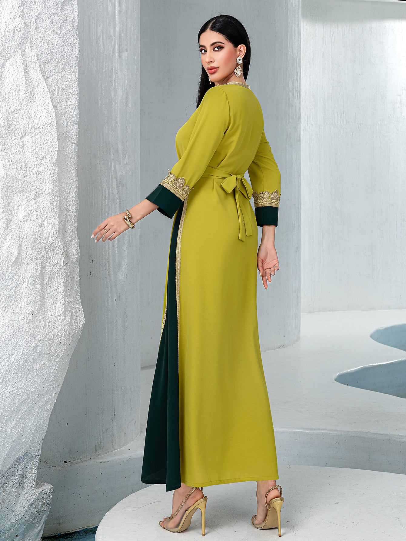 40091Two-Tone Arabic Abaya | Gold Embroidery Dress with Emerald Accents & Slimming Silhouette
