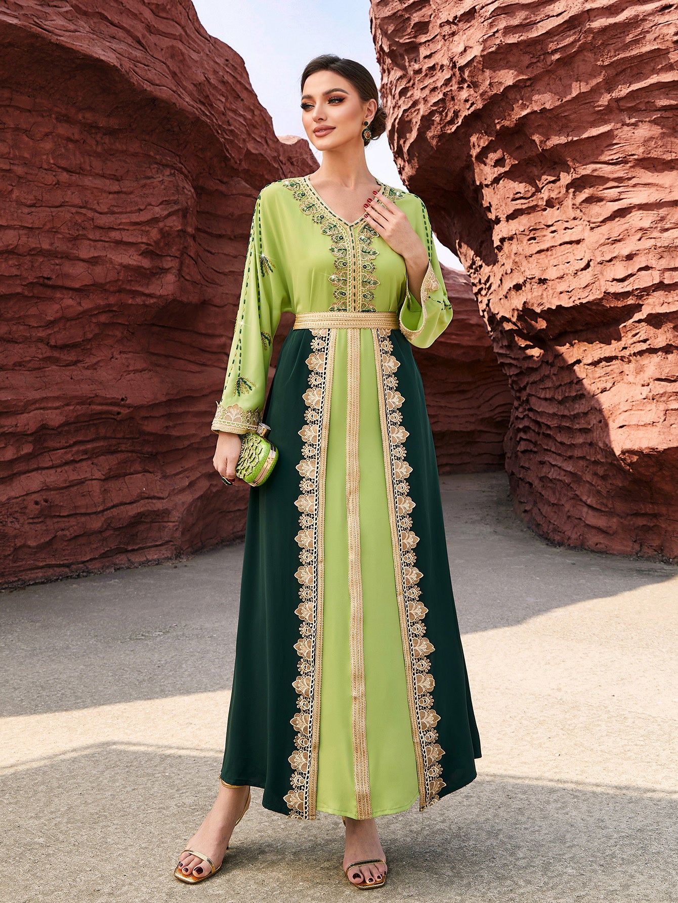 4099 Middle Eastern Style Green Dark Green Colorblock Gold Embroidered Belted Long Sleeve Maxi Dress - Elegant Contrast Decorated Gown