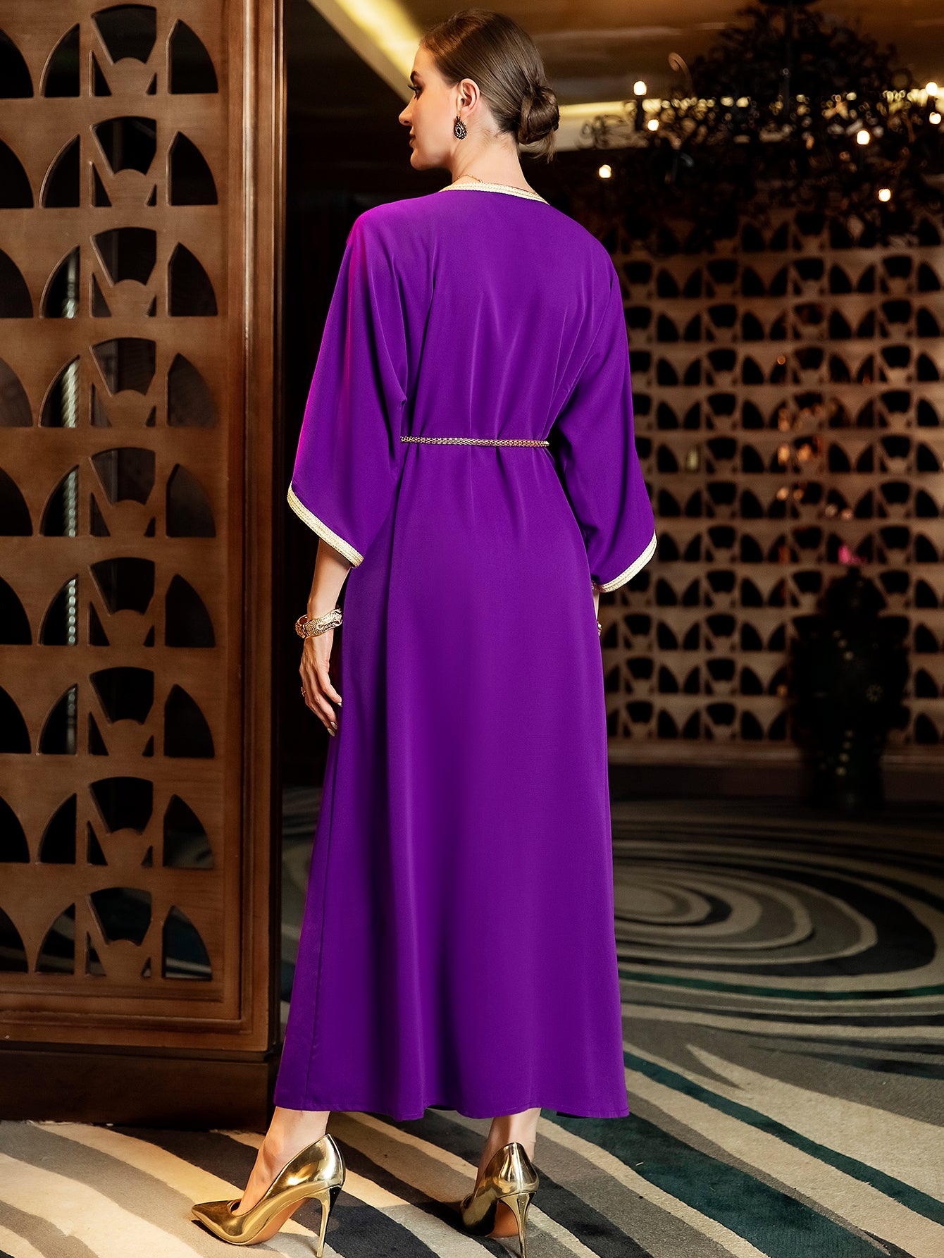 3004 Luxurious Dress in Middle Eastern Style adorned with Ribbon Embroidery and Shimmering Rhinestones