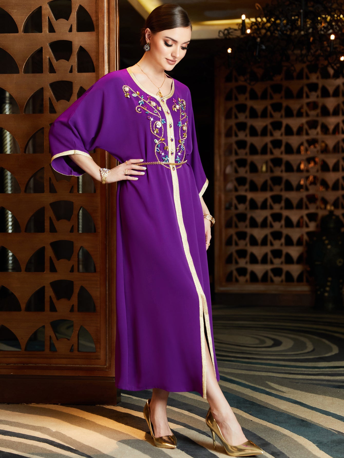3004 Luxurious Dress in Middle Eastern Style adorned with Ribbon Embroidery and Shimmering Rhinestones