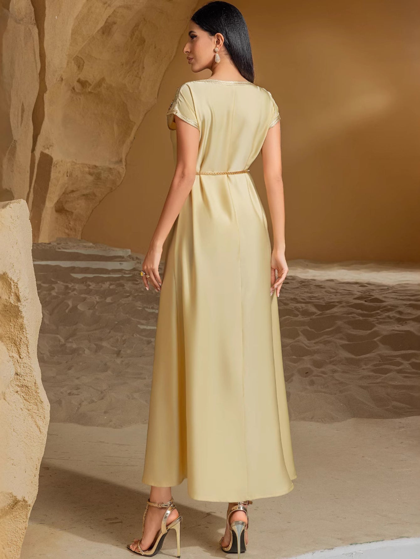 BA7030 New Champagne Waldorf Satin Heavy Industry Hand-sewn Diamond Short Sleeve Celebrity Style, Retro Dress